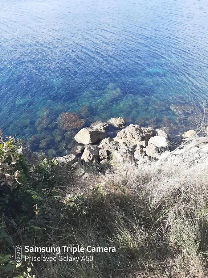 Villa sécurisée pres des lecques Saint-Cyr-sur-Mer 0*,  France
